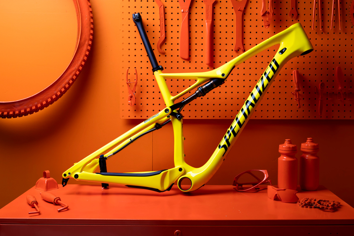 Vatrena Specialized TORCH kolekcija slika 9