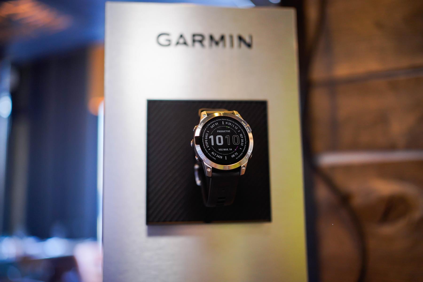 garmin_newstuffGarmin satovi (10).jpg (108 KB)